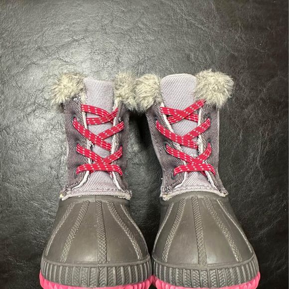 Old Navy Little Girls Gray/Pink Snow Boots - Picture 7 of 7